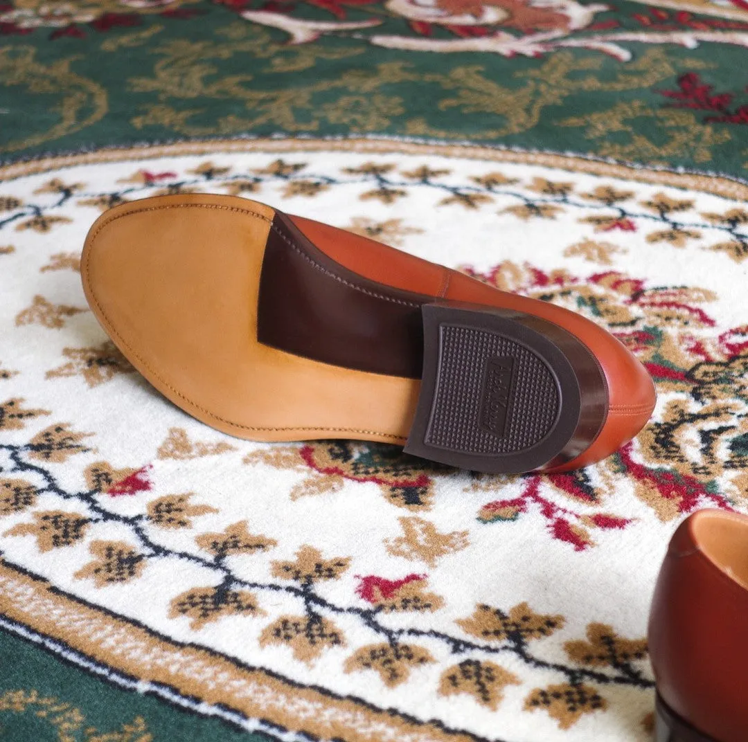 7 Eyelet Cap Toe Oxford