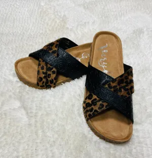 ARI Sandal