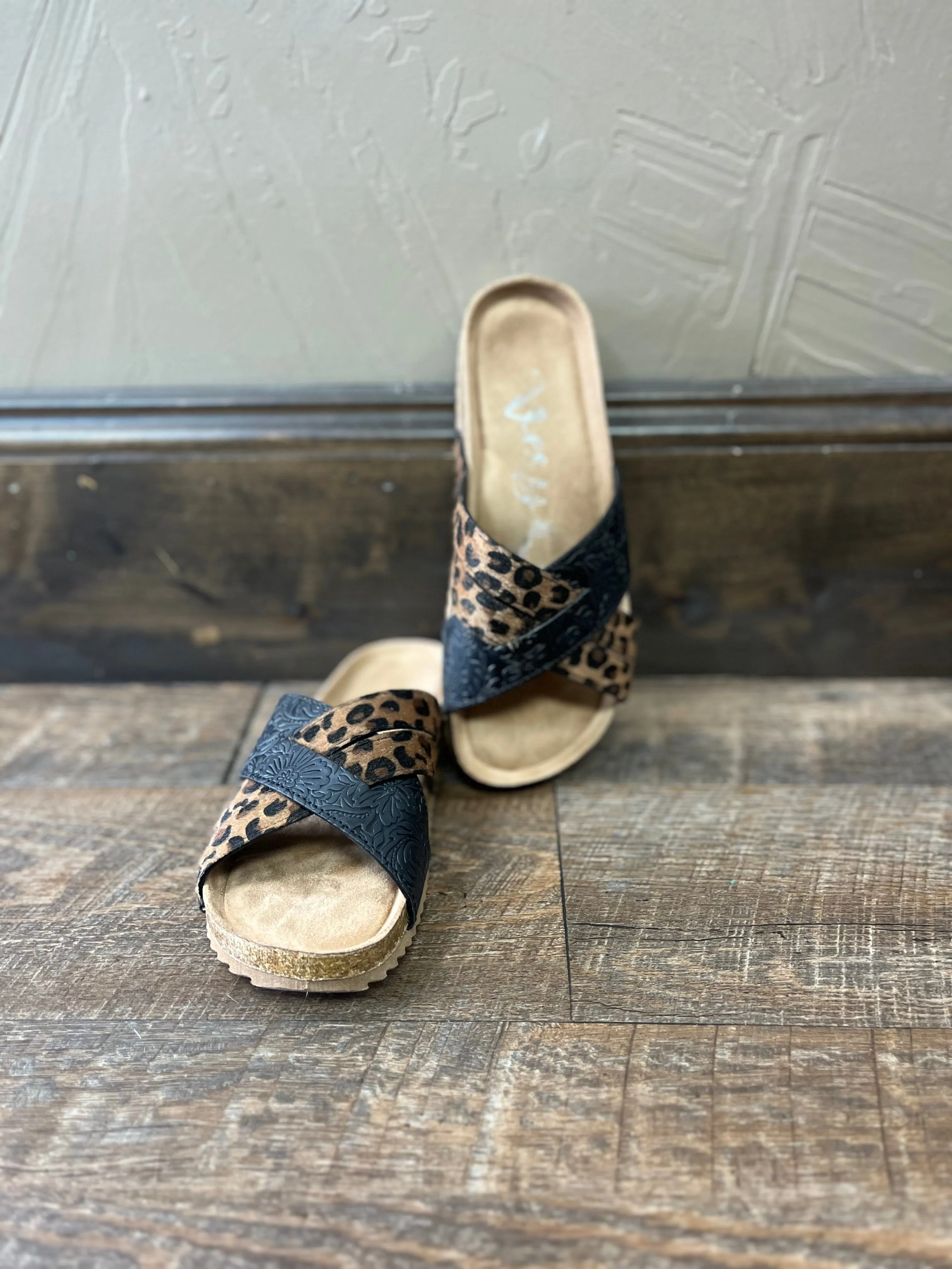 ARI Sandal