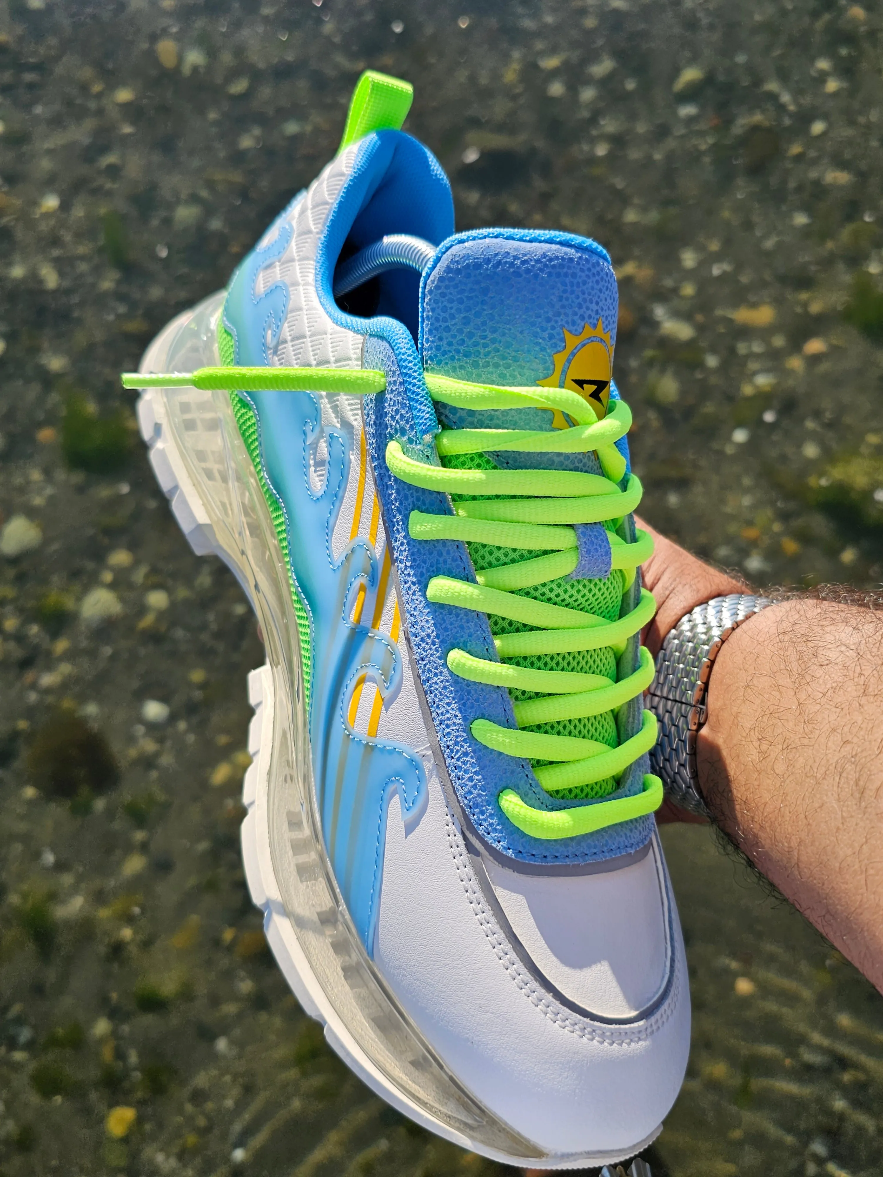 Beach Runner - Blue Algae