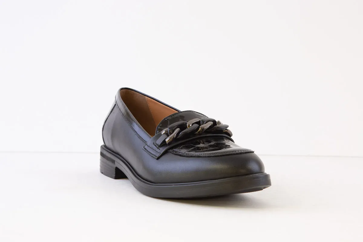 BIOECO - 6401 LOW HEEL LOAFER - BLACK LEATHER/PATENT
