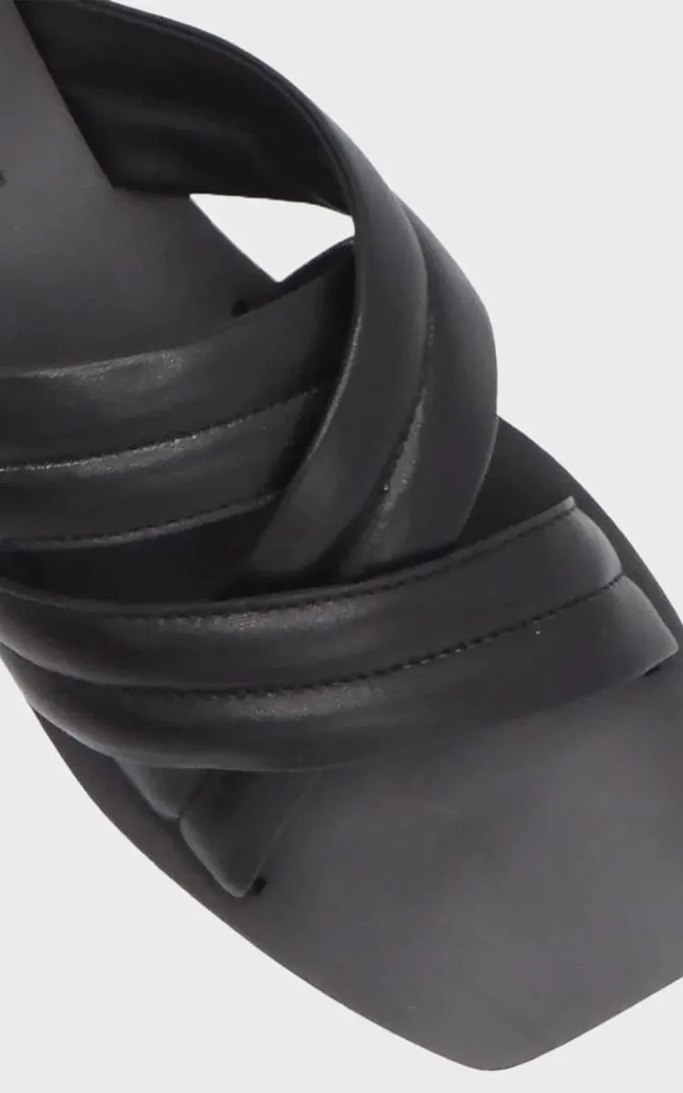 Caverley- Bennie Slide Sandal