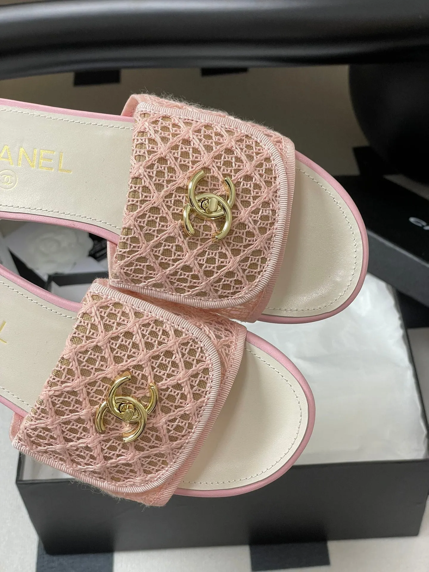 CC 25S Buckle Bag Mule Pink Lace Fabric White Sheepskin 247592