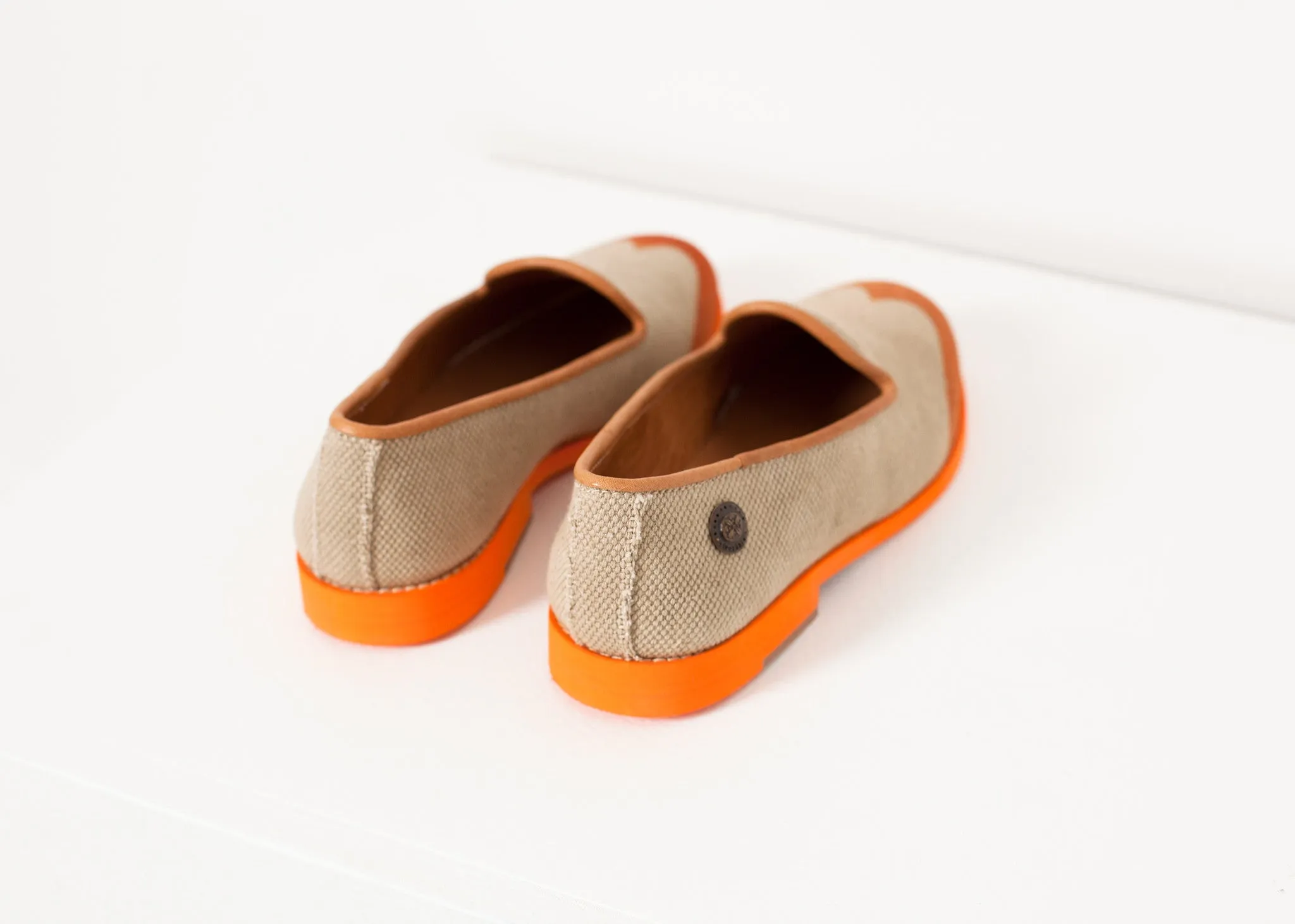 Clearance sale Orange Secure in Loafer Wingtip