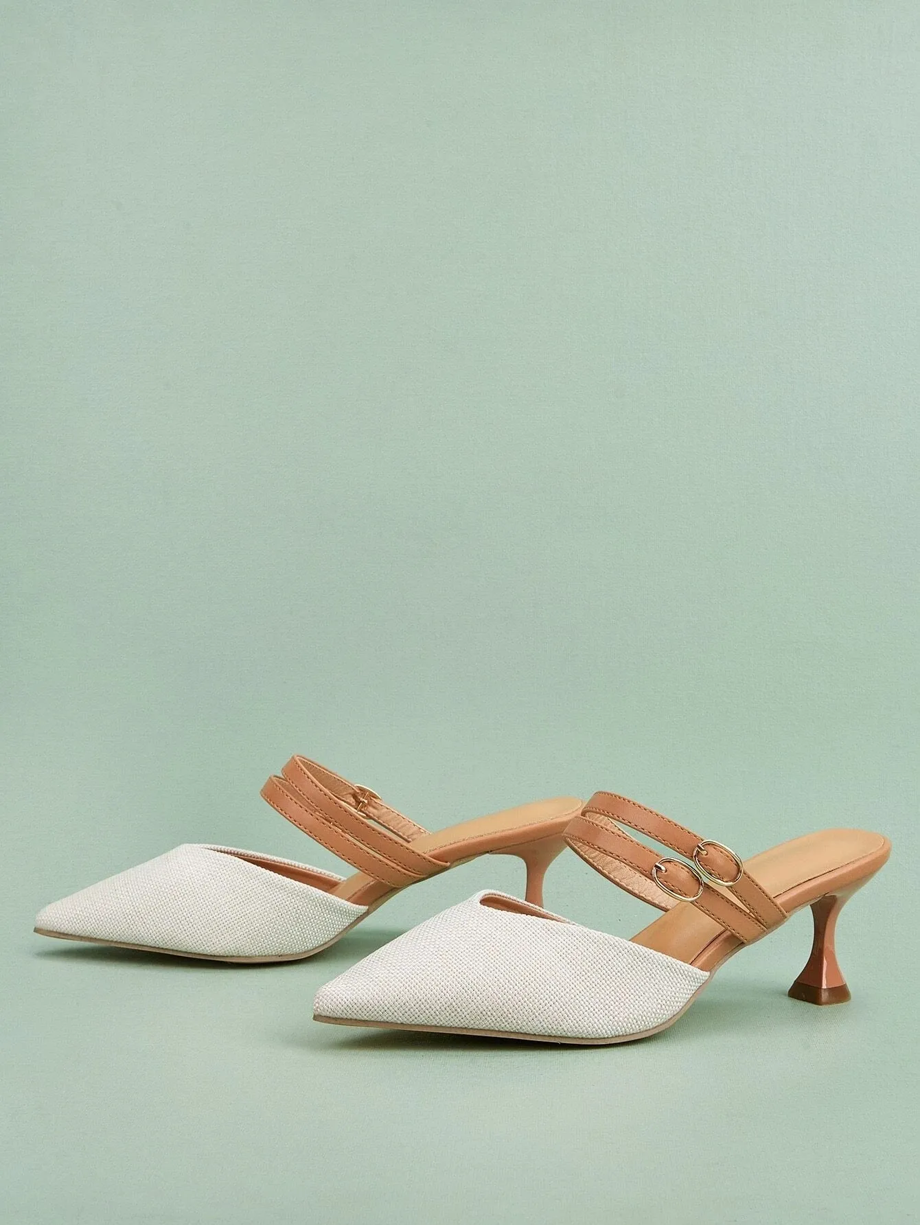 CM-SHS249418 Women Trendy Seoul Style Buckle Detail Kitten Heeled Mule Pumps - Beige