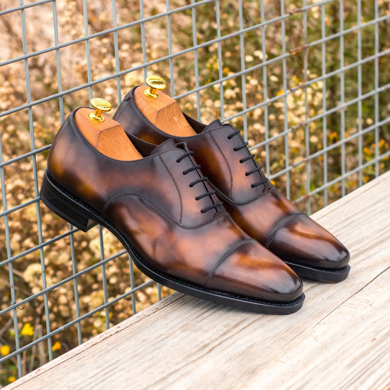 DapperFam Rafael in Tobacco Men's Hand-Painted Patina Oxford