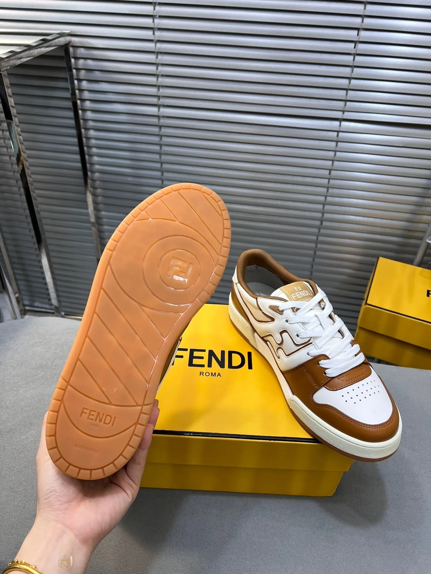 IN VIP sale RUSSET MIX AND FENDI WHITE MESH FENDI MATCH TOPS LOW BROWN CALFSKIN Expansive catalogue