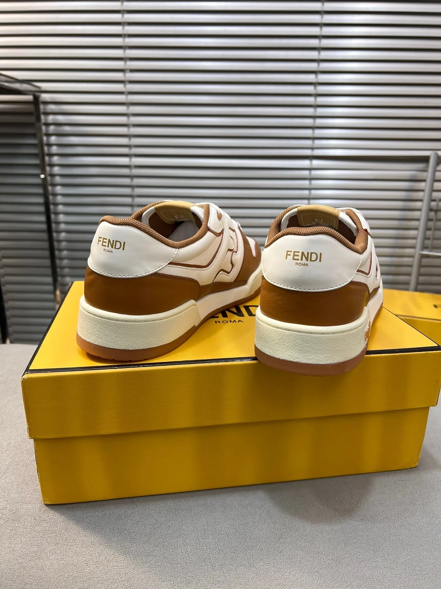 IN VIP sale RUSSET MIX AND FENDI WHITE MESH FENDI MATCH TOPS LOW BROWN CALFSKIN Expansive catalogue