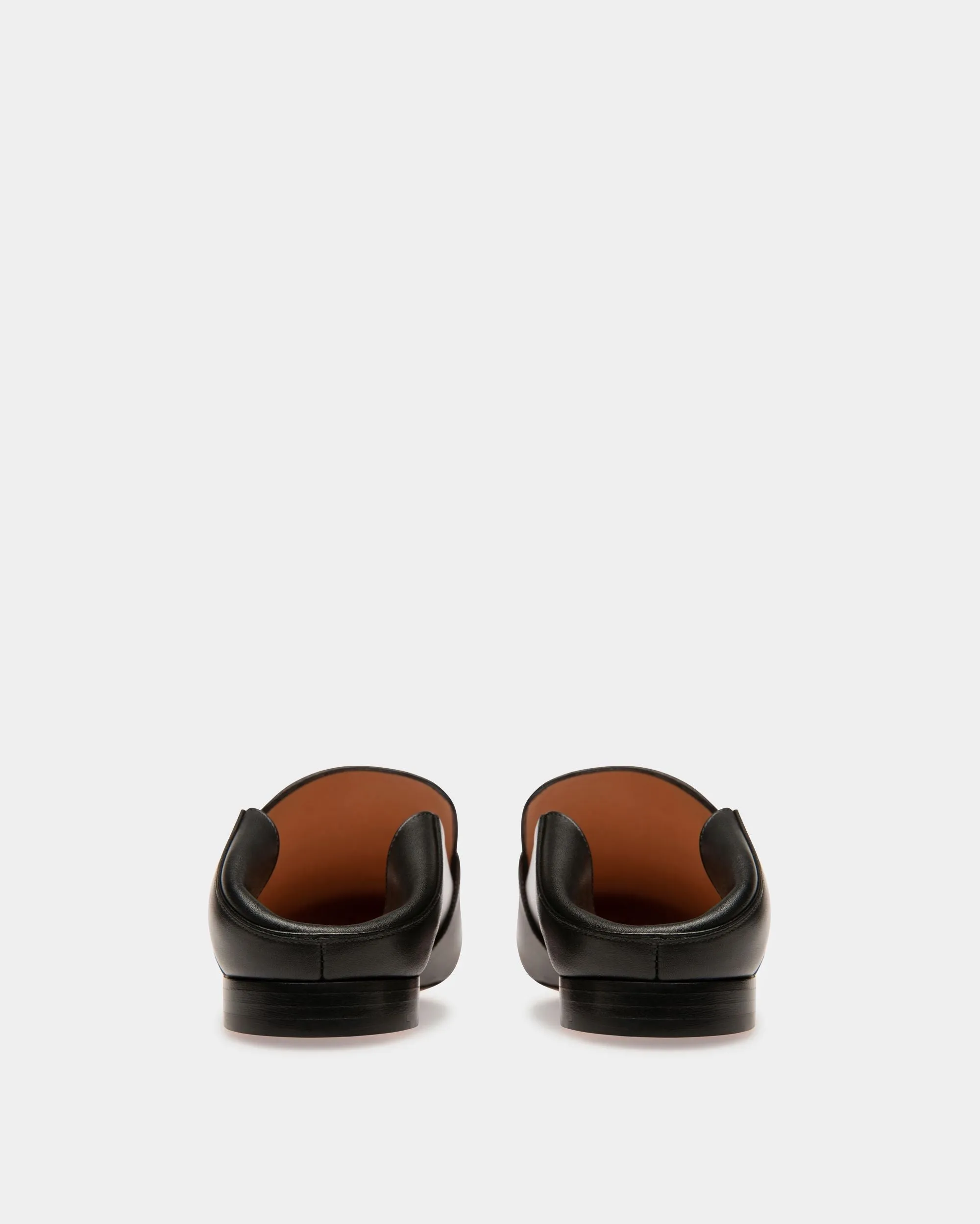 Janelle Leather Slippers In Black
