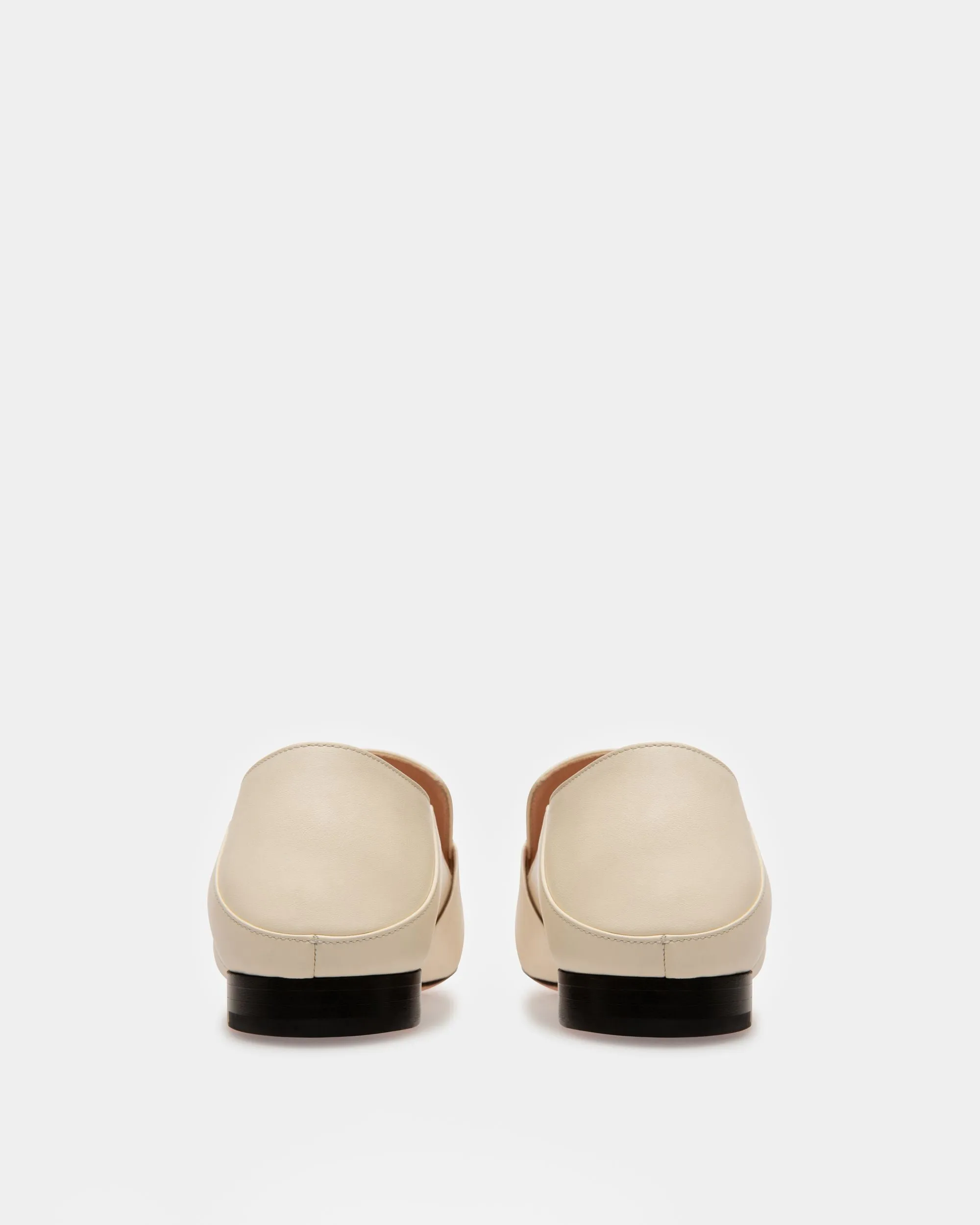 Janelle Leather Slippers In Bone