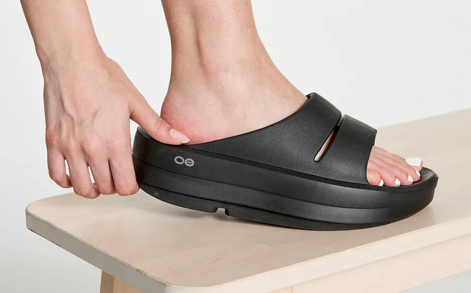 OOmega OOahh Sandal