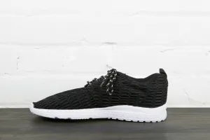 Sneaker Summer markdown And Black Bluetooth-enabled White