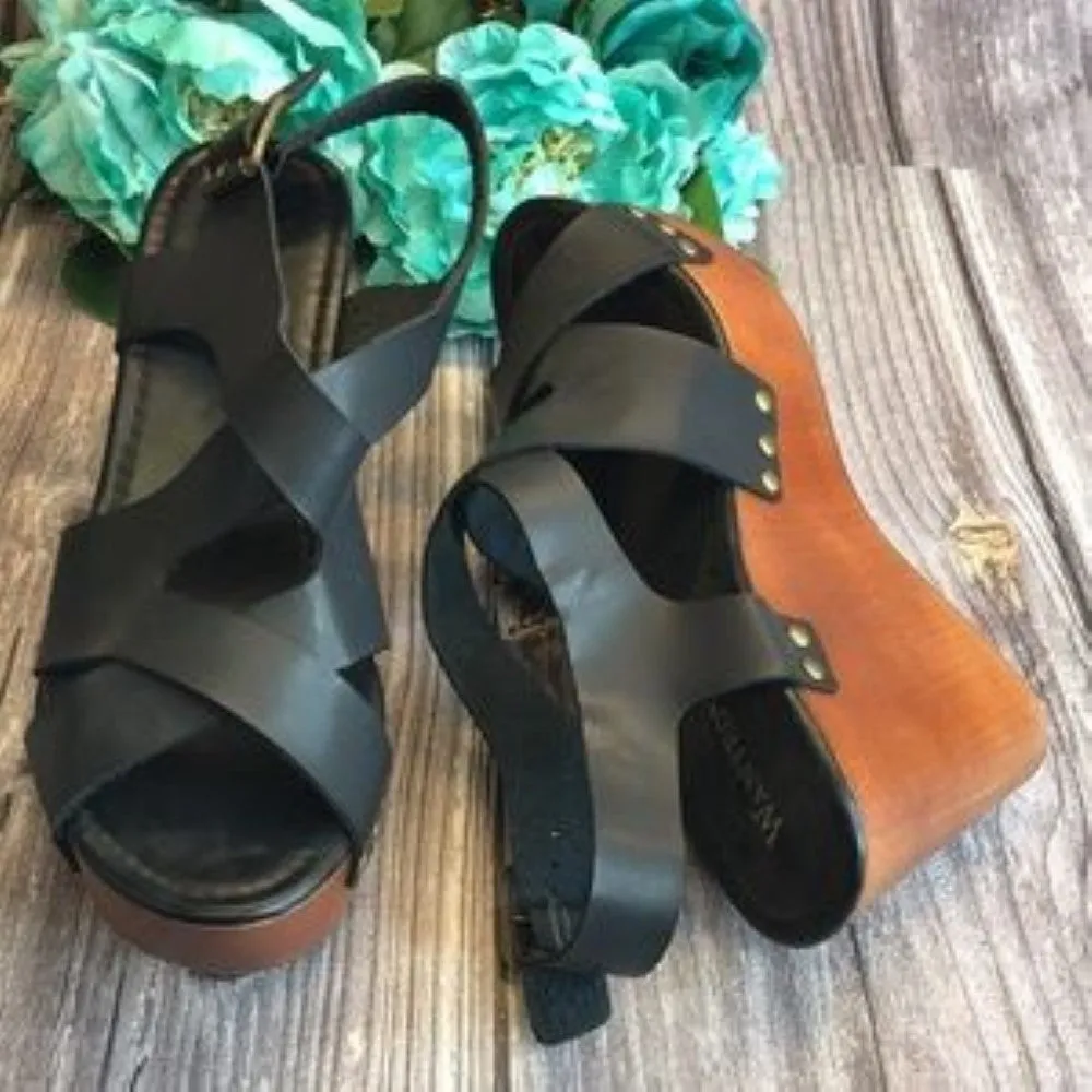 WANTED Elizabeth Black Strappy Wedge Sandal 8M