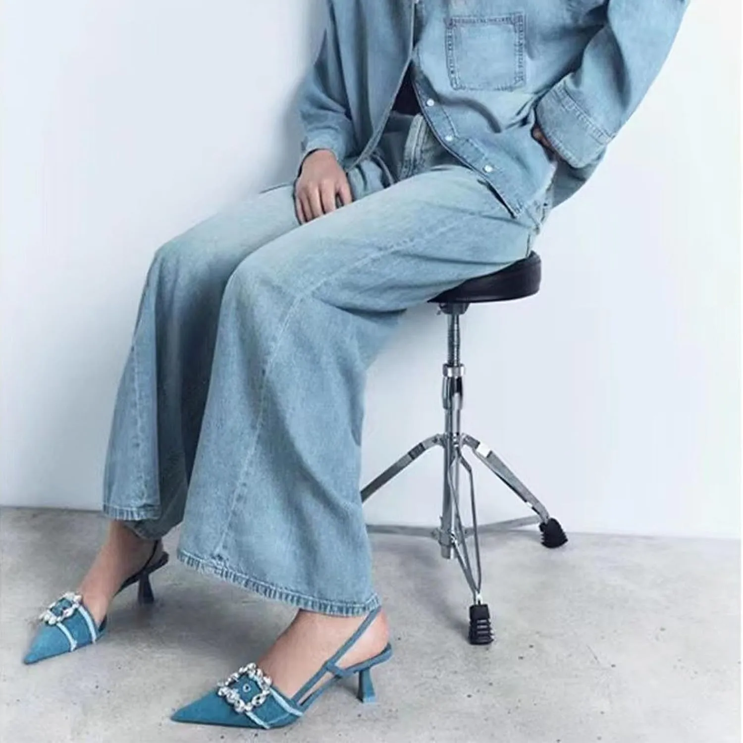 Women's Rhinestones Pointed Toe Denim Kitten Heels Fashion Slip On Slingback Low Heel Dress Mule Pumps for Wedding Party Evening Shoes