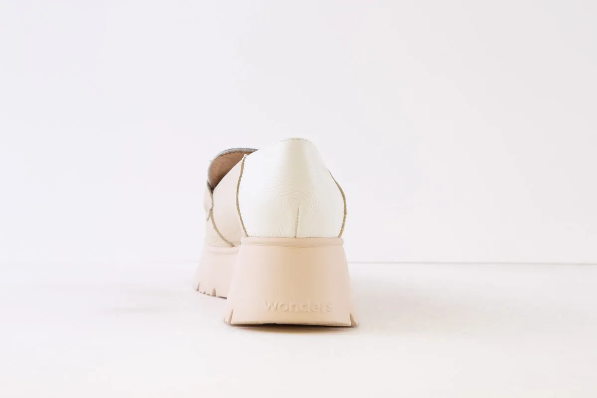 WONDERS - C-7301 LOW WEDGE SLIP-ON LOAFER - BEIGE