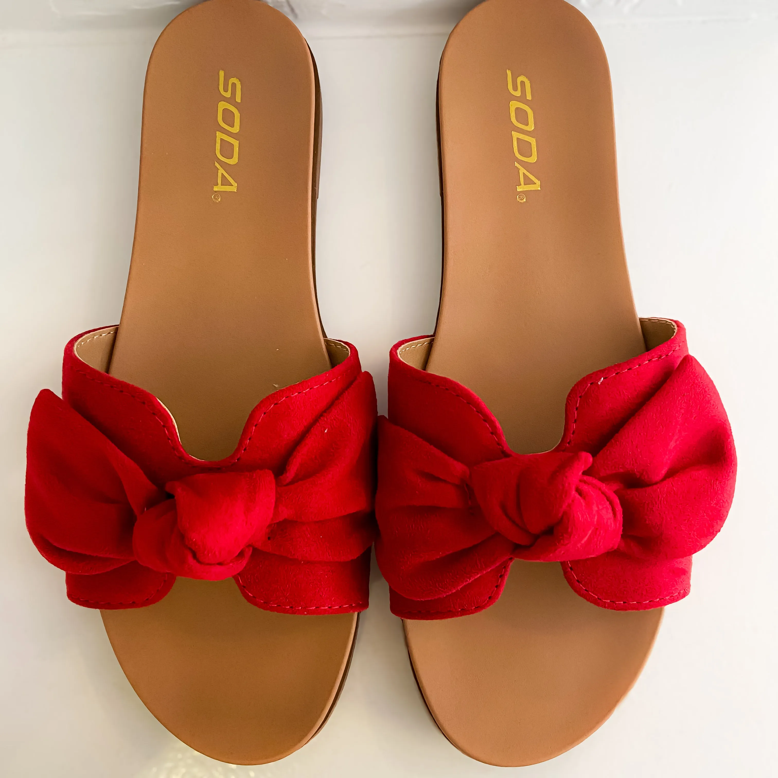 Writer Red Bow Sandal