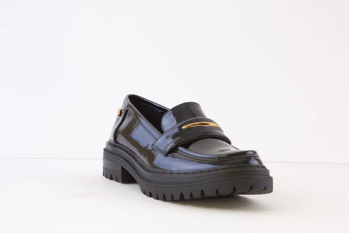 XTI - 142001 CHUNKY LOAFER - BLACK PATENT